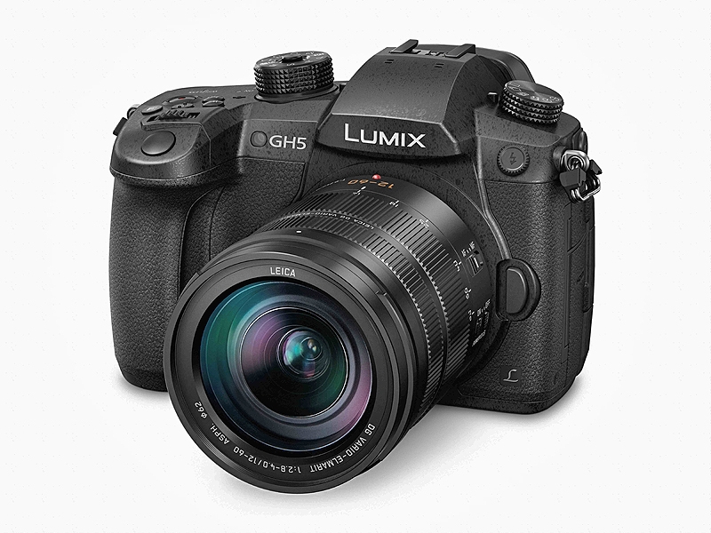 Panasonic provoca al segmento de la fotografía profesional