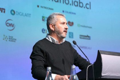 Lo transversal y estándar del fenómeno digital