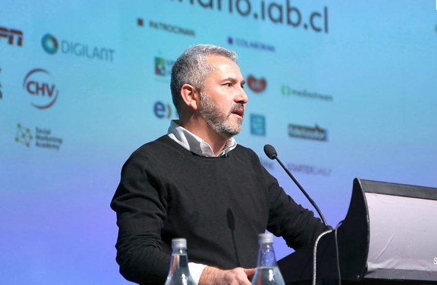 Lo transversal y estándar del fenómeno digital