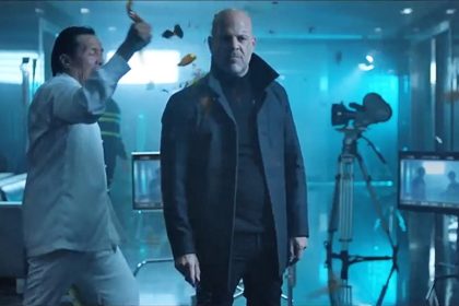 Doble de Bruce Willis se asocia a la Mutual de Seguridad