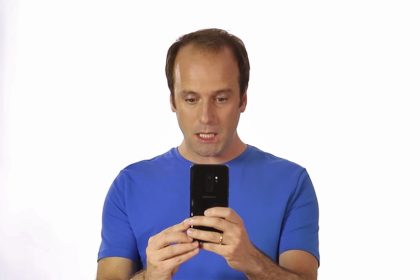 Kramer en discusión mundialera a través de Samsung Galaxy