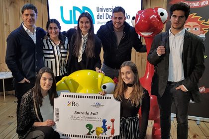 Estudiantes de publicidad de la UDD asesoran a pymes
