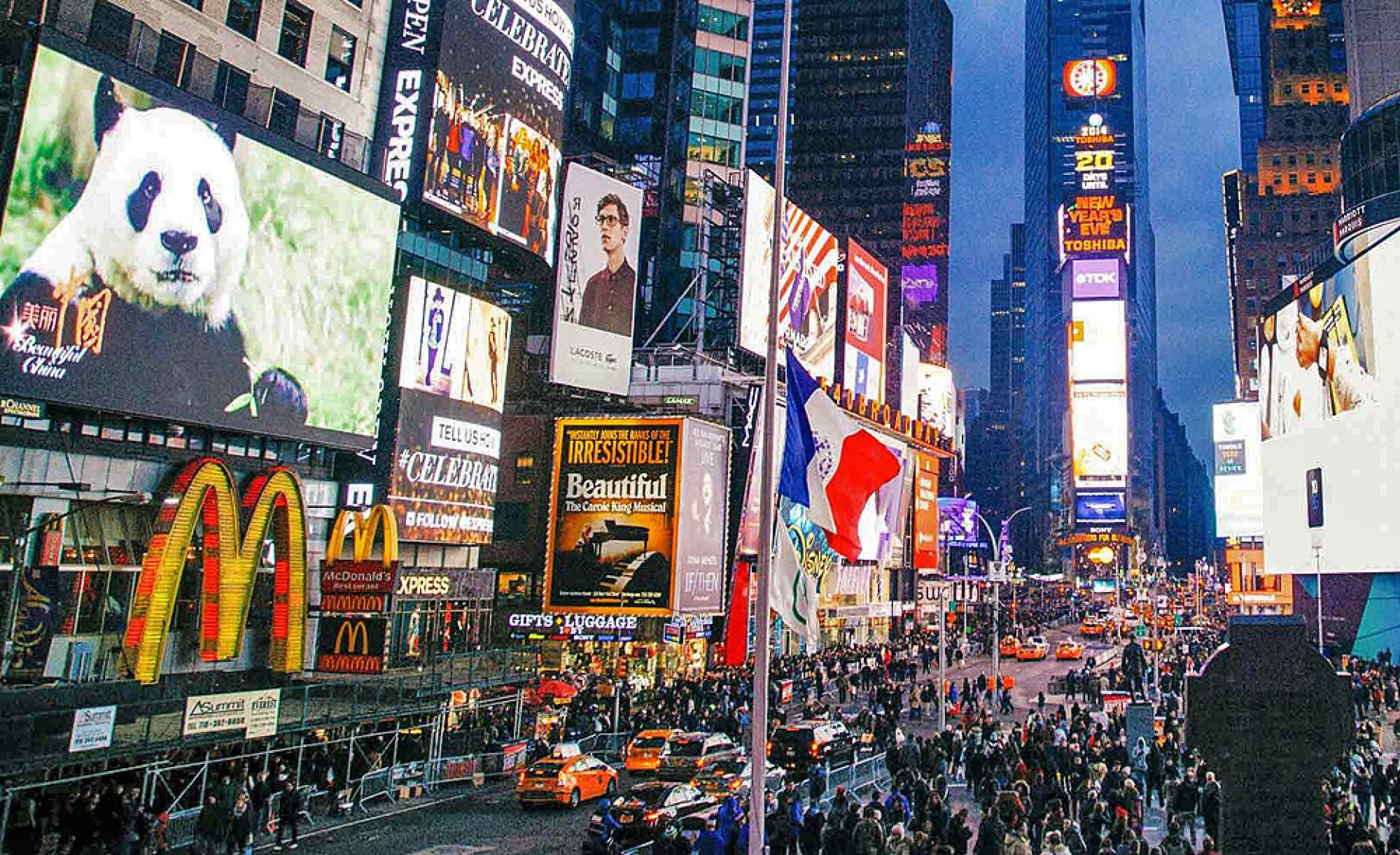 Vía pública crece impulsada por publicidad programática