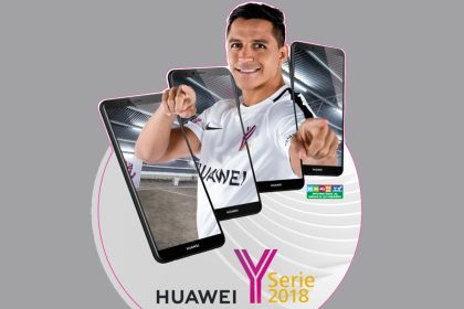 Torneo de futbolito con youtubers y usuarios de Huawei