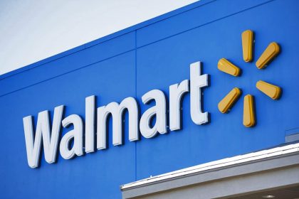 Walmart va contra Amazon con millonaria adquisición