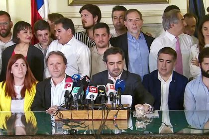 Nueva Constitución: ¿Convención ciudadana o mixta?