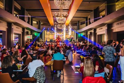 El bar más grande de Viña del Mar