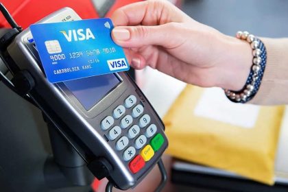 Crecen compras online y con tarjeta sin contacto