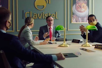 Nueva campaña de Wom que alude a Clavistel