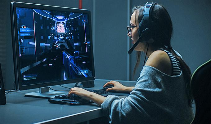 Videojuegos Accenture mujer Publimark