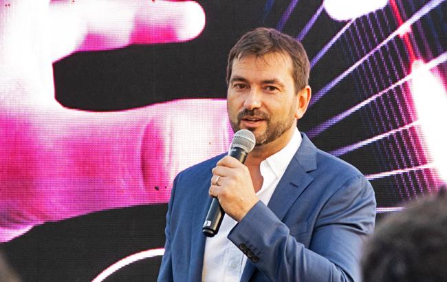 Midea Martín Bize Publimark