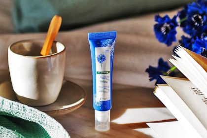 Tratamiento de Klorane para la piel y ojos sensibles