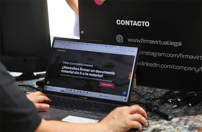 FirmaVirtual laptop Publimark