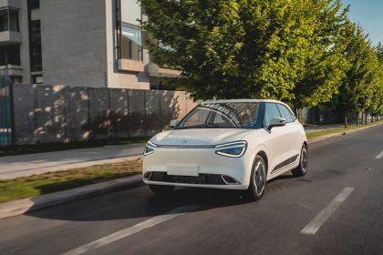 Indumotora apuesta por una marca de autos 100% eléctricos