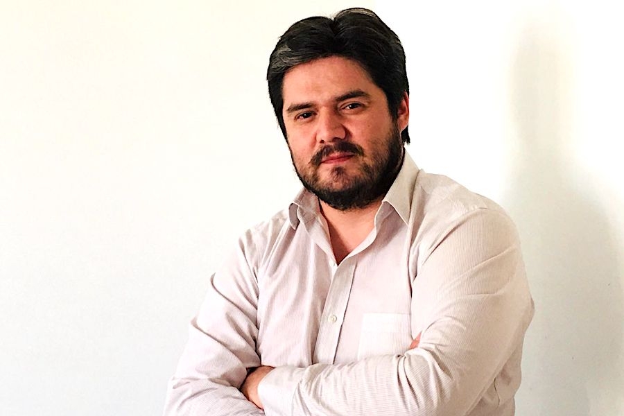 Julio Farías: El nuevo prefijo, la nueva primera impresión