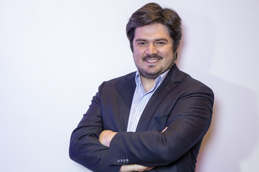 Julio Farías: Regulación de la inteligencia artificial en Chile