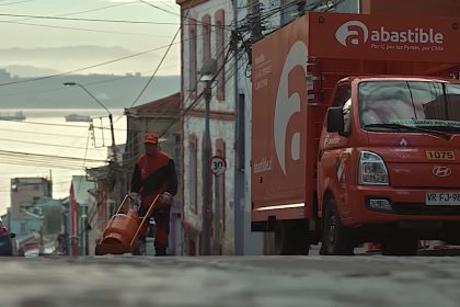 Tapita naranja de Abastible protagoniza el Comercial del Mes