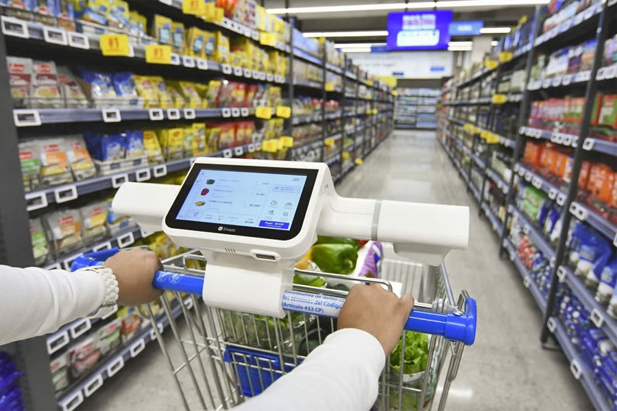Cómo cambió el carro de compra de los chilenos según Walmart