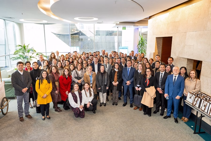 Iniciativa frente al desafiante desempleo juvenil en Chile